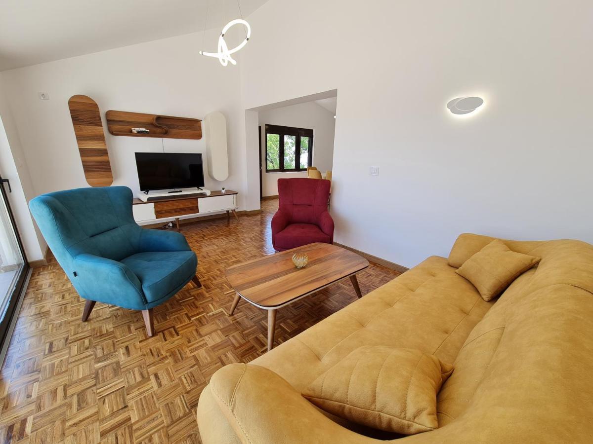 Appartamento Luxury Penthouse With Panoramic View Ulcinj Esterno foto