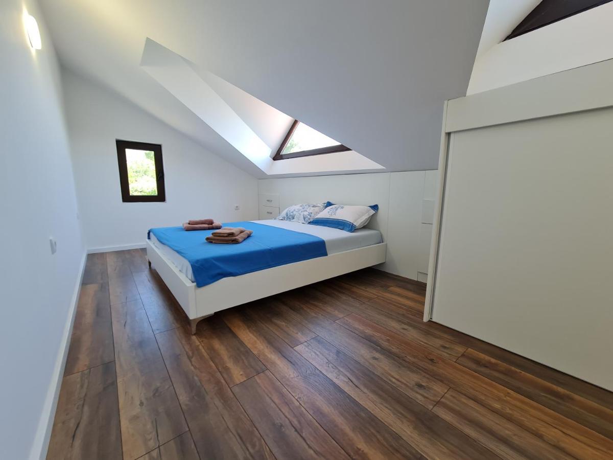 Appartamento Luxury Penthouse With Panoramic View Ulcinj Esterno foto