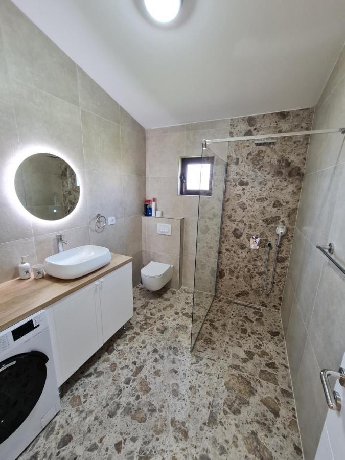 Appartamento Luxury Penthouse With Panoramic View Ulcinj Esterno foto